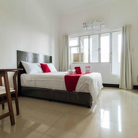 Reddoorz Plus At Banawe Quezon City Exterior foto