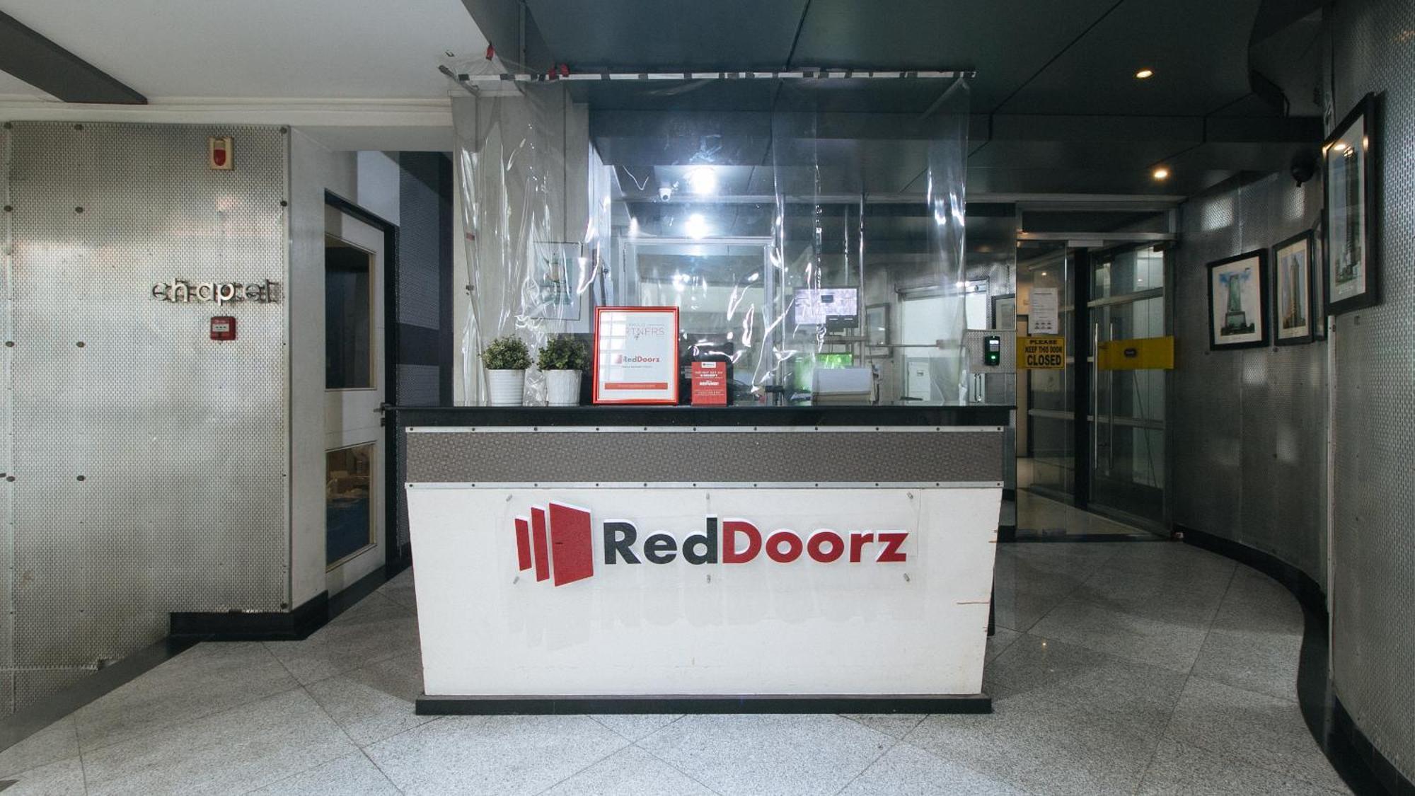 Reddoorz Plus At Banawe Quezon City Exterior foto
