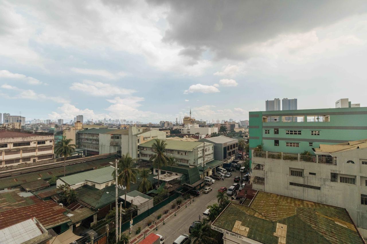 Reddoorz Plus At Banawe Quezon City Exterior foto