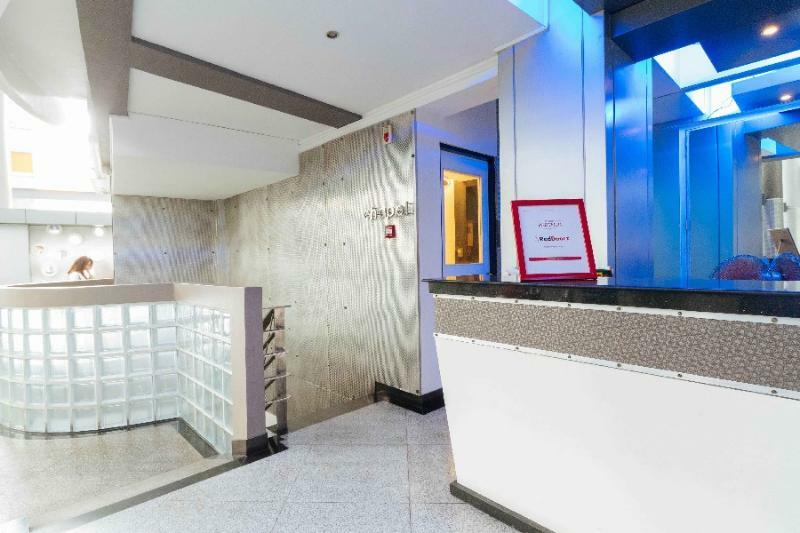 Reddoorz Plus At Banawe Quezon City Exterior foto